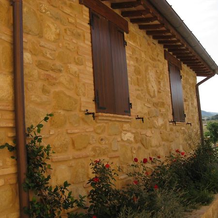 Pietra Maula Agriturismo Castelraimondo エクステリア 写真