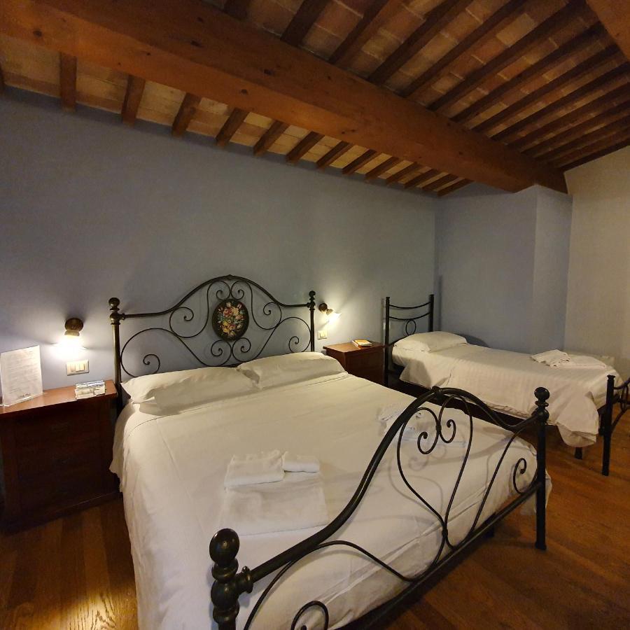 Pietra Maula Agriturismo Castelraimondo エクステリア 写真